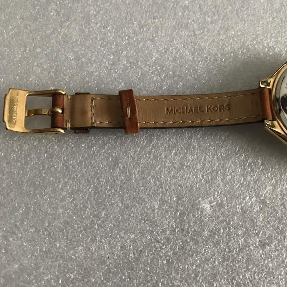 Michael Kors Slim Runway Champagne Dial Women’s Watch MK2326